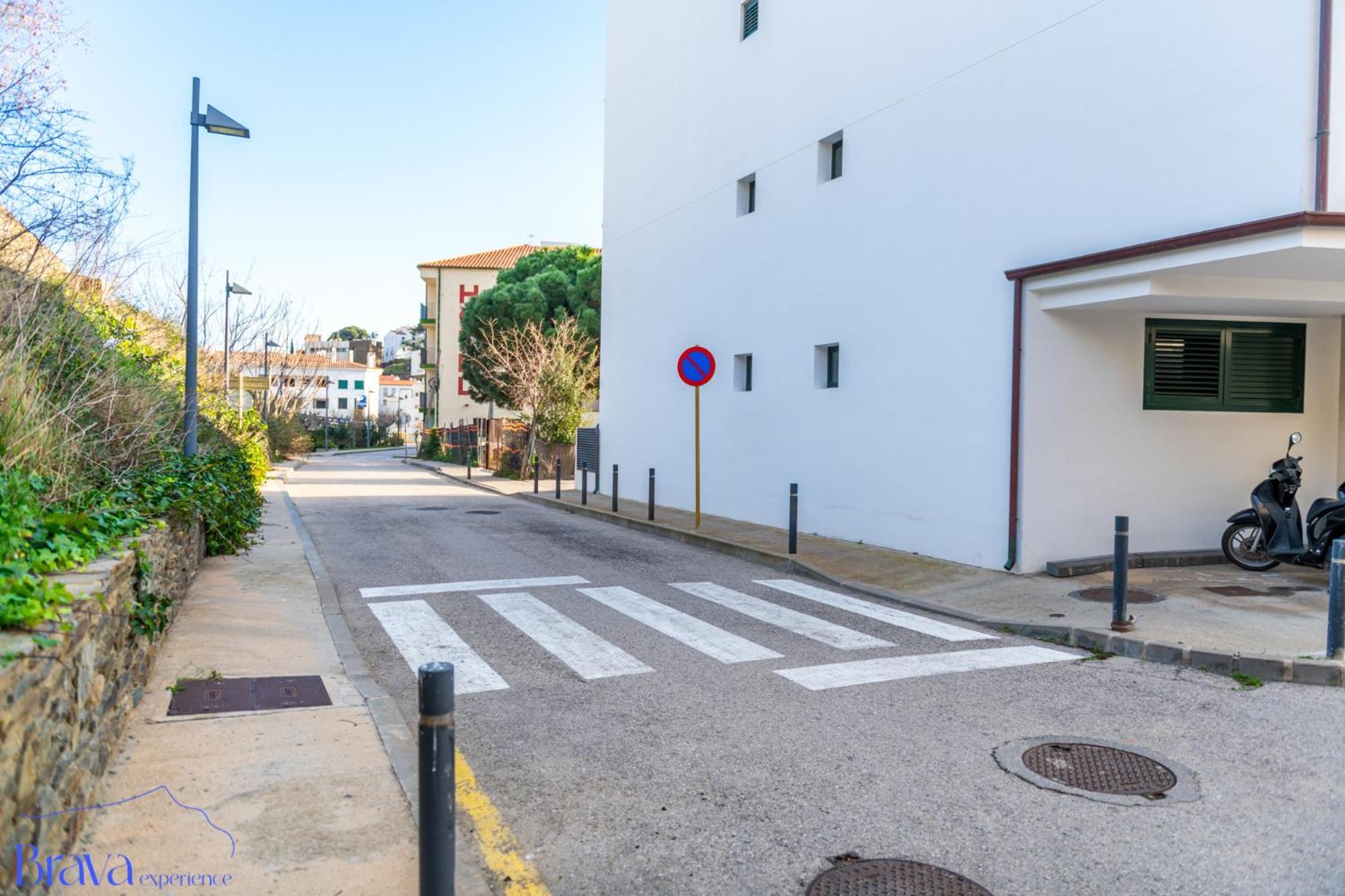 Duplex Sa Tarongeta - 5' Playa I Vistas I Terraza 20M2 I Ascensor I Equipado Lejlighed Cadaqués Eksteriør billede