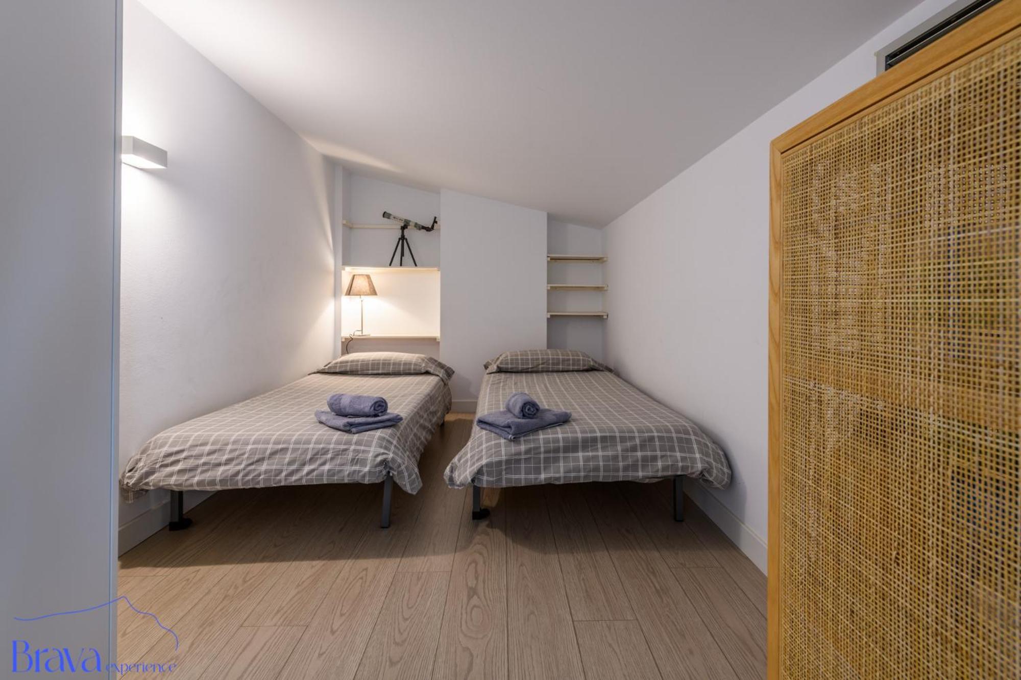 Duplex Sa Tarongeta - 5' Playa I Vistas I Terraza 20M2 I Ascensor I Equipado Lejlighed Cadaqués Eksteriør billede